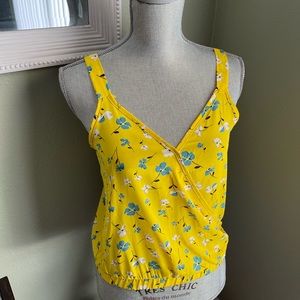 💛Bright yellow tank top💛